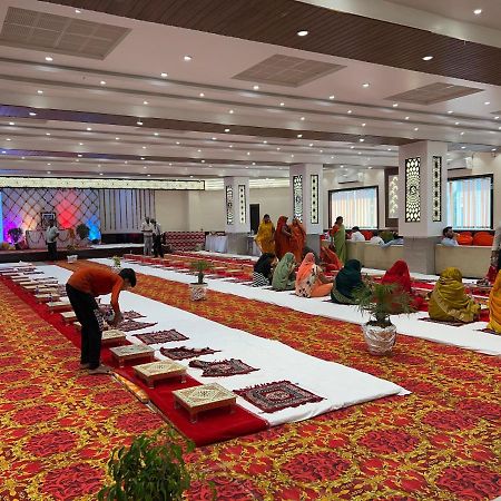 Hotel Shri Siddhivinayak Bina-Etawa 외부 사진
