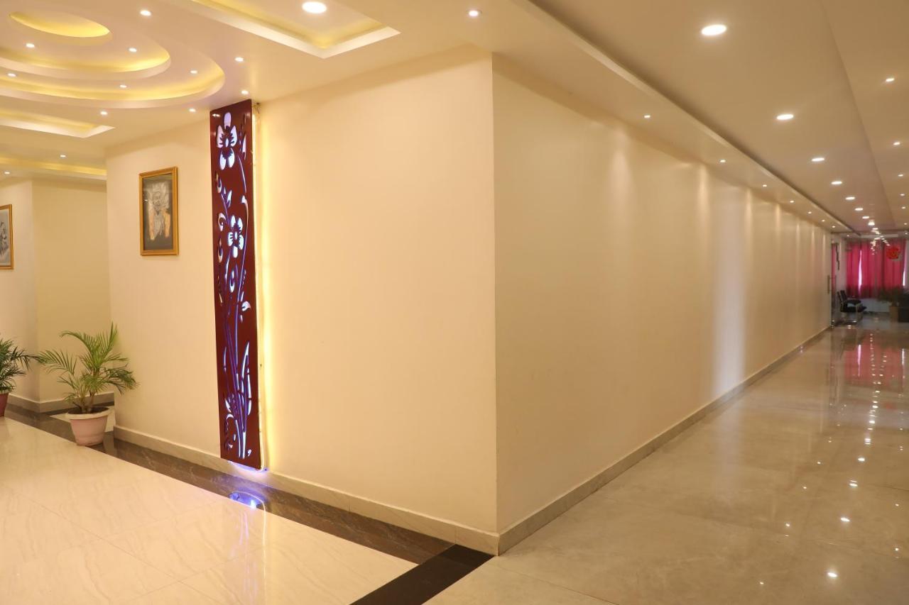 Hotel Shri Siddhivinayak Bina-Etawa 외부 사진